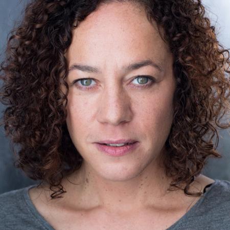 FINGERS FOSTER : ALICYA EYO