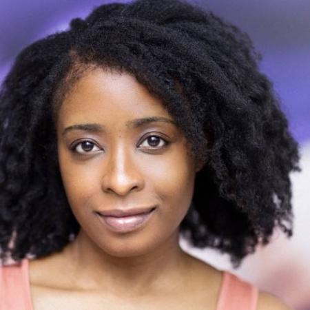 Rachel Summers Headshot