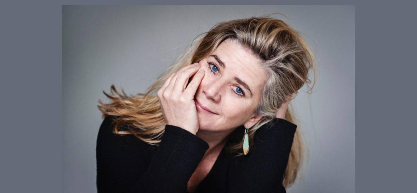 Portrait photograph of Imogen Stubbs looking to camera