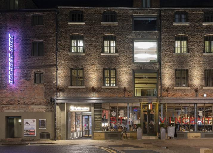 Live Theatre External